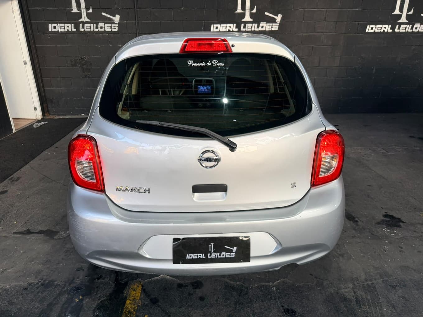 Nissan March 2016 — foto 11