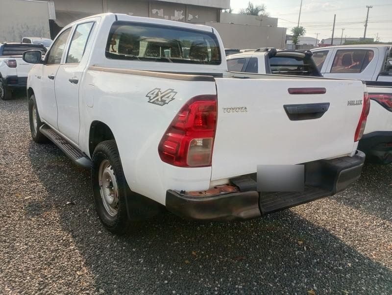Toyota Hilux 2019 — foto 5