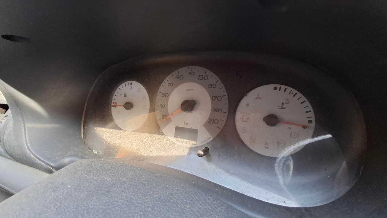 Renault Renault/clio RL 1.0 2001 — foto 8