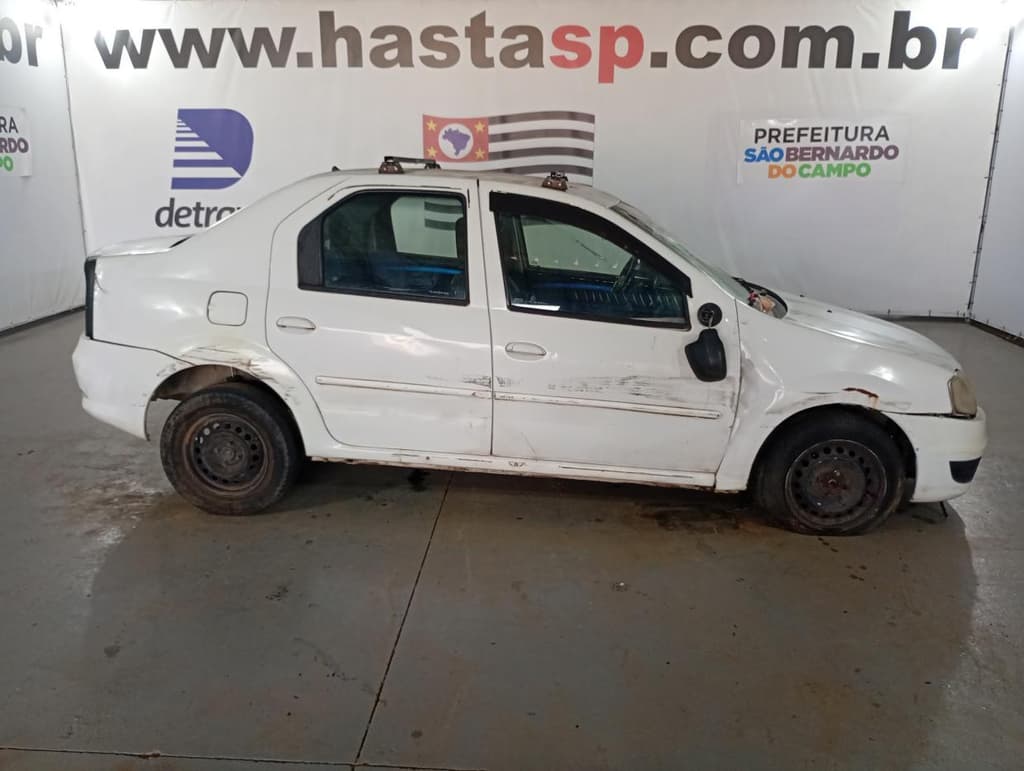 Renault Logan EXP 16 2012 — foto 1