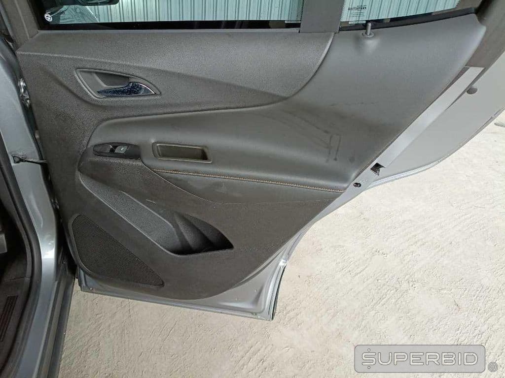 Chevrolet Equinox 15T PRE (blindado), 2024 — foto 3