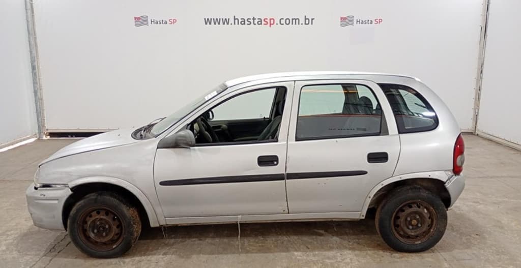 Chevrolet Corsa Wind 2001, prata