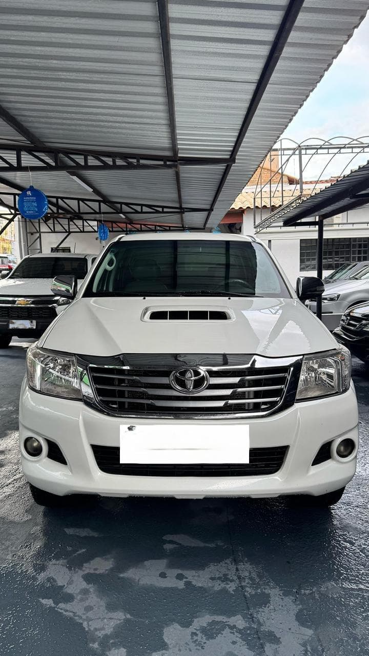 Toyota Hilux 2013 — foto 4