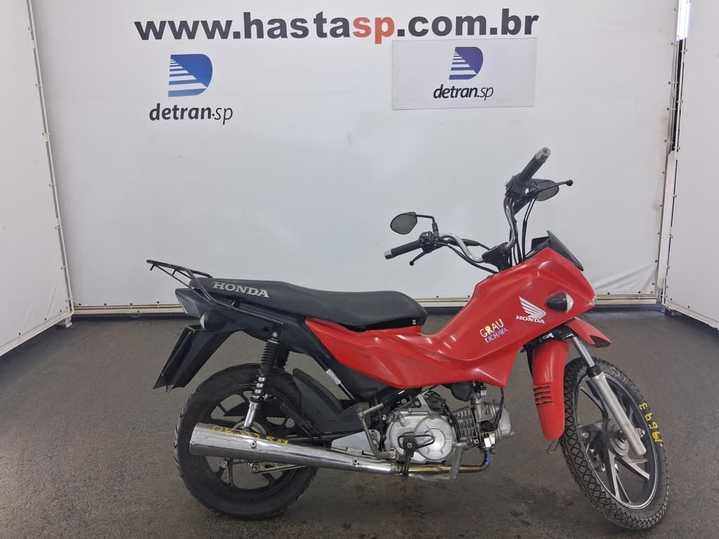 Honda POP 110i 2023, vermelha