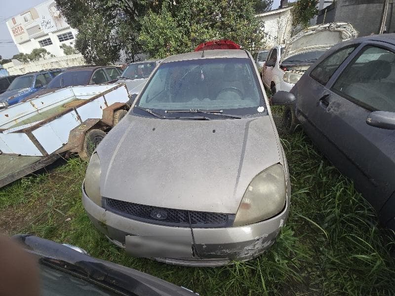 Ford Fiesta Sedan 2005 — foto 2