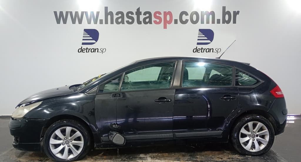 Citroën C4 16 GLX 5P F. 2013 — foto 2