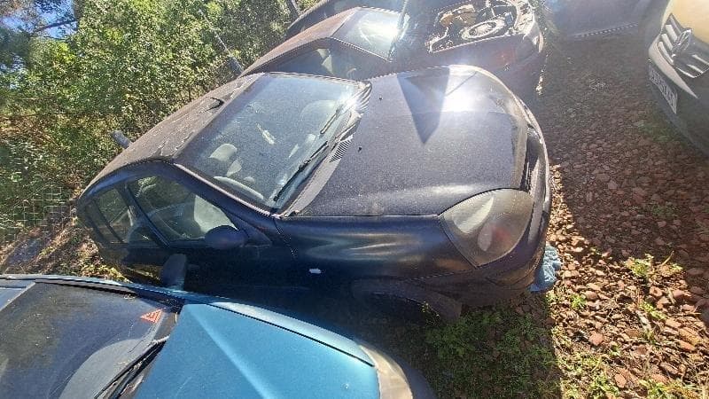 Renault Clio AUT 1.0 H 2003 — foto 4