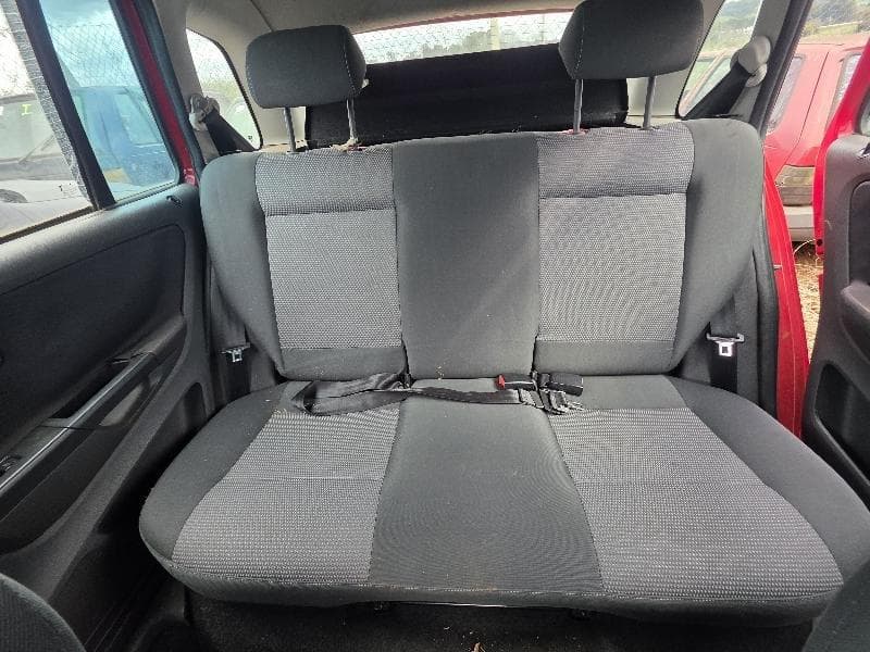 Volkswagen Spacefox GII 2010 — foto 3