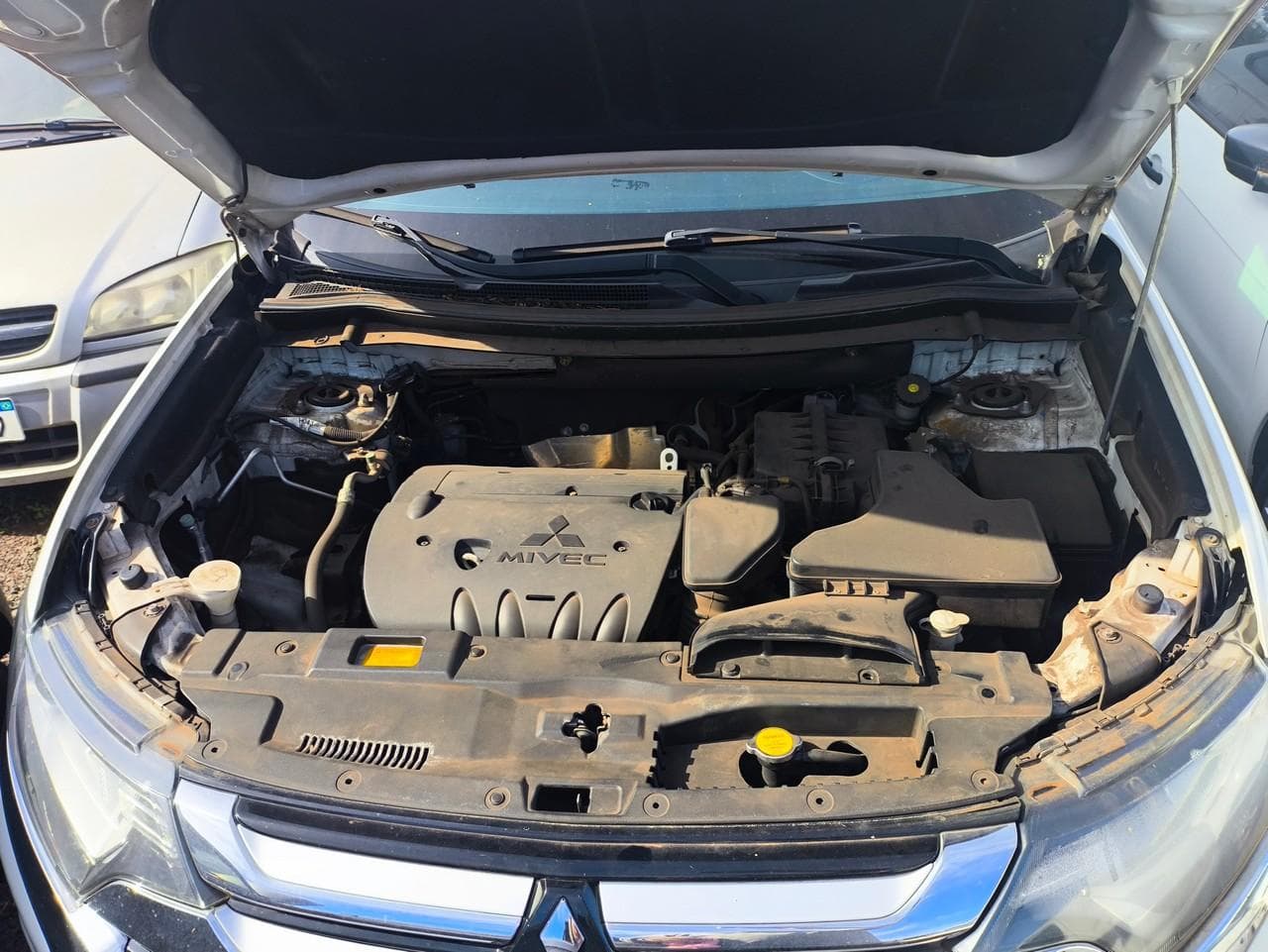 Mitsubishi Outlander 2.0, 2016 — foto 2