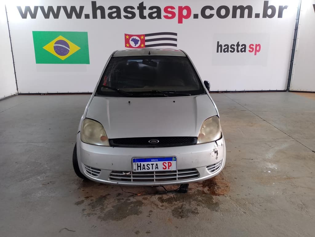 Ford Fiesta 2004 — foto 3