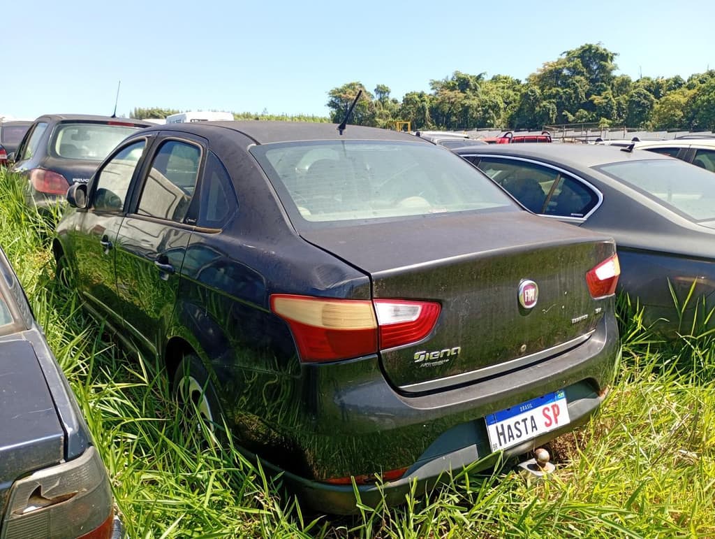 Fiat Siena Essence 1.6 2014 — foto 3