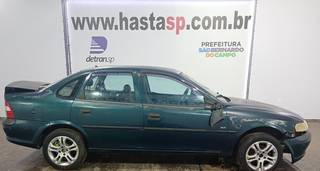 Chevrolet Vectra GLS 1997, verde