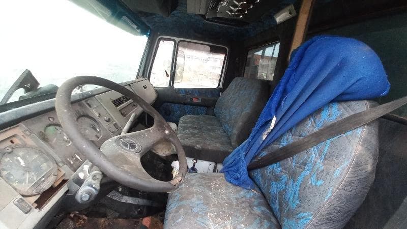 Mercedes-Benz L 2325 1995 — foto 9