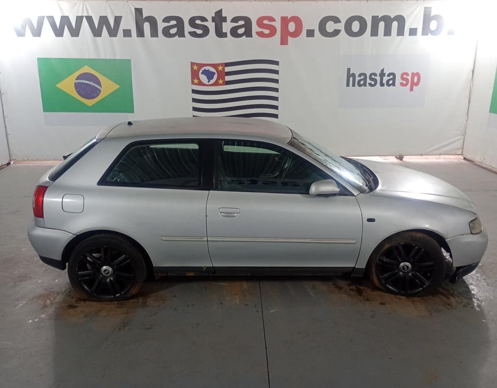 Audi A3 1.8t 2003, prata