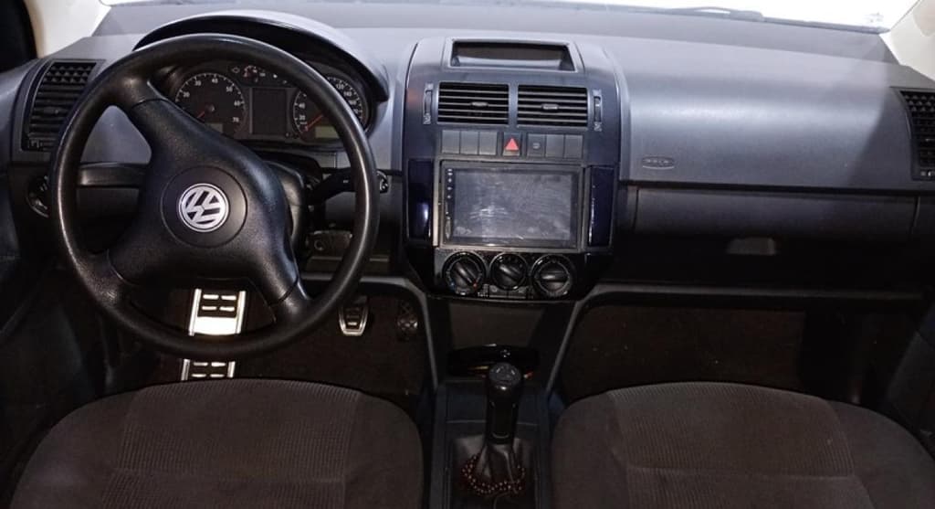 Volkswagen Polo Sedan 1.6 2005 — foto 6