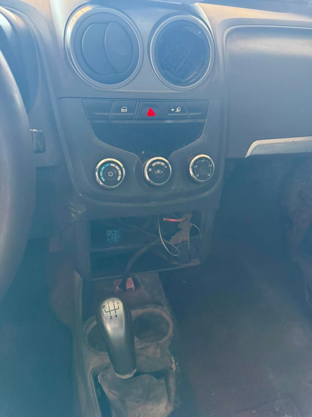 Chevrolet Montana Ls - 2012 — foto 13