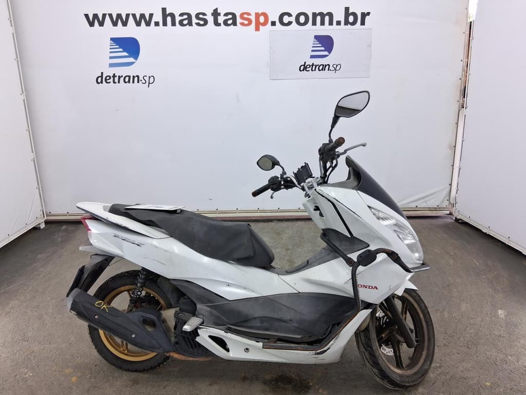 Honda PCX 150 DLX 2016 — foto 1