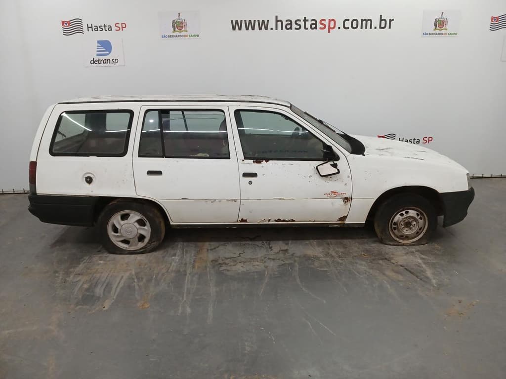 Chevrolet Ipanema 1998, branca