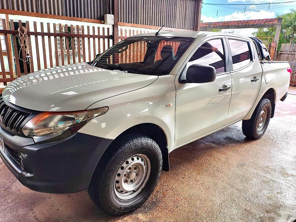 Mitsubishi L200 Triton SPO GL 2.4, 2021