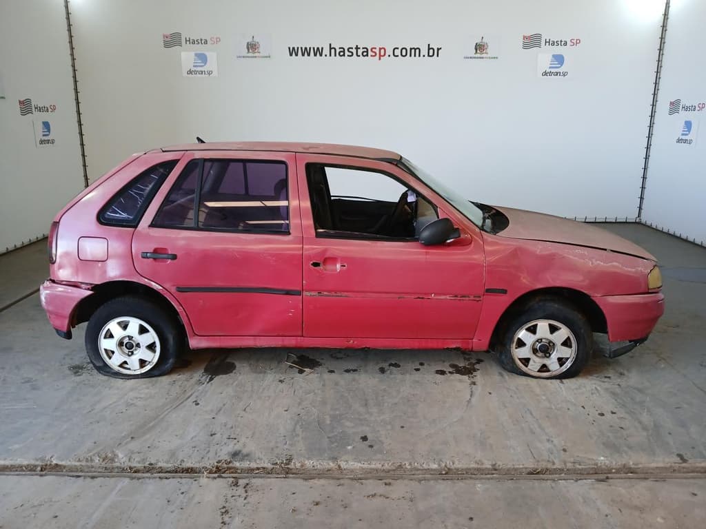 Volkswagen GOL 16V 1999 — foto 1