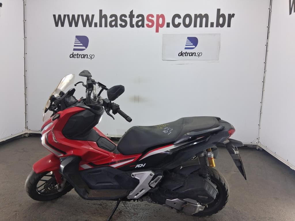 Honda ADV 150 2023 — foto 2