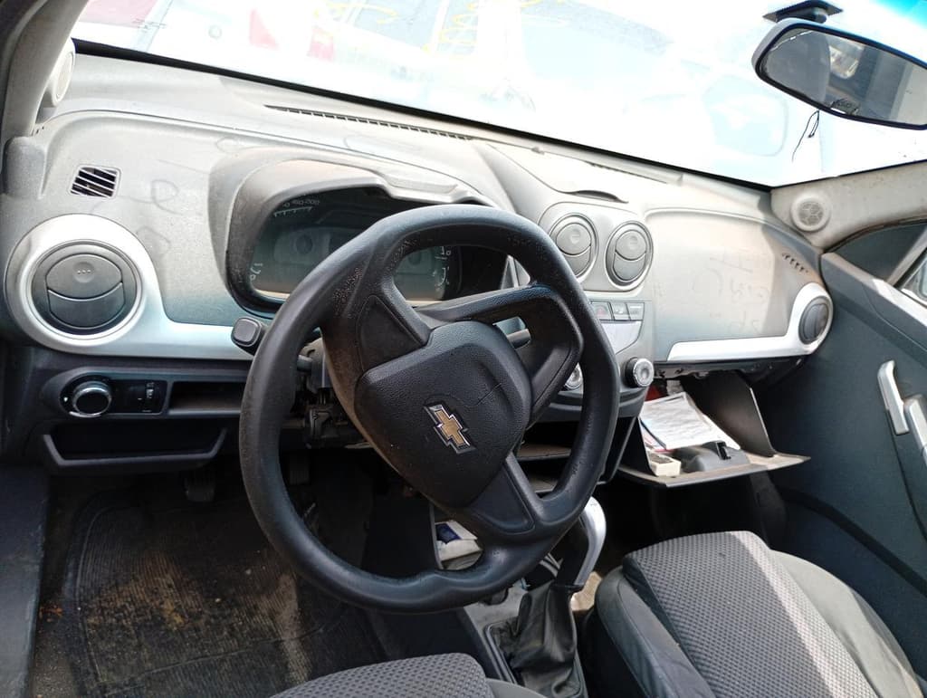 Chevrolet Montana LS 2014 — foto 6