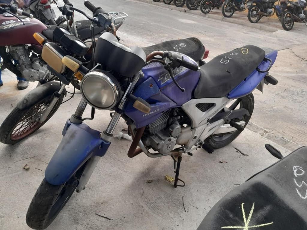 Honda CBX 250 Twister 2002 — foto 2