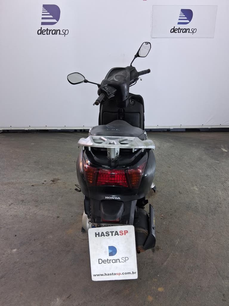 Honda Lead 110 2011 — foto 4