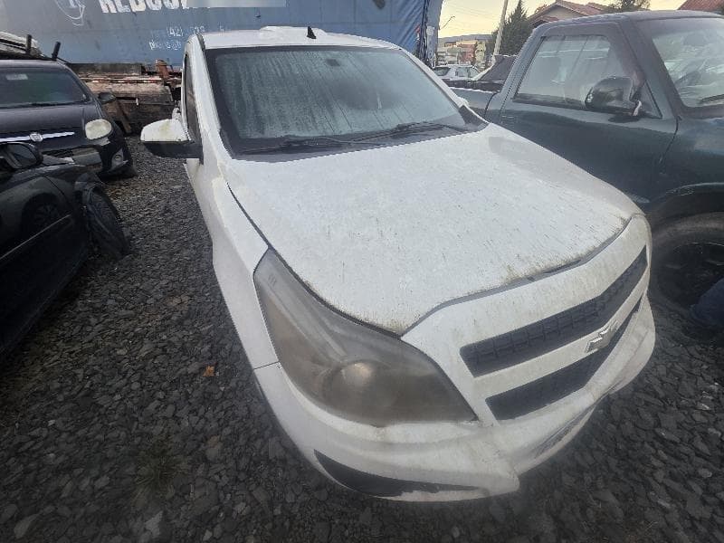 Chevrolet Montana LS 2014