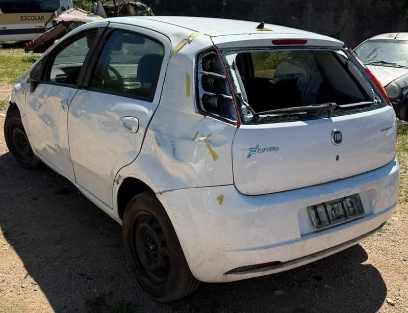Fiat Punto Attractive 2011 — foto 4