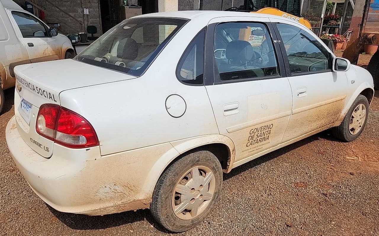Chevrolet Classic LS 2014 — foto 5