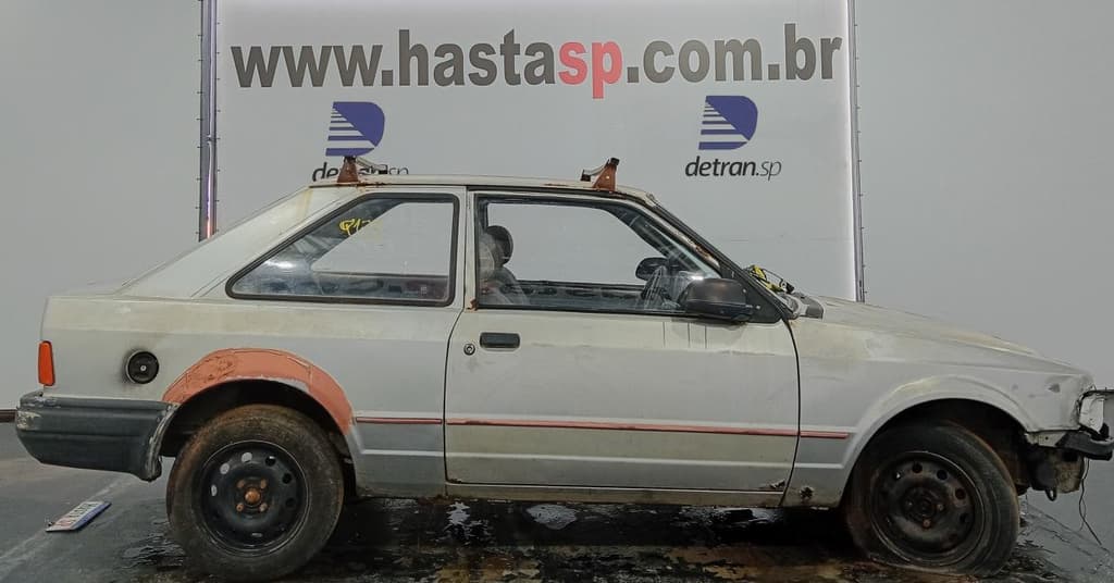 Ford Escort 1.0 Hobby 1995 — foto 1