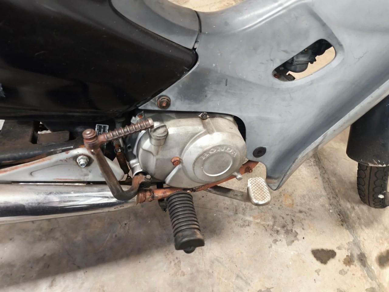 Honda C100 Biz, 2004 — foto 4