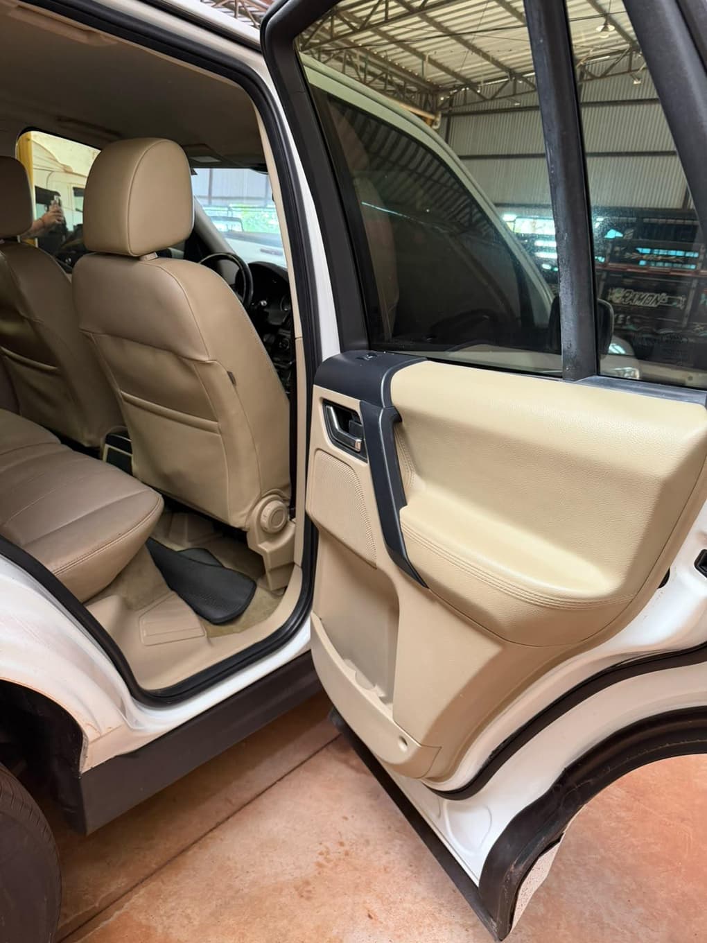 Land Rover Freelander 2 SD4 S 2013 — foto 5