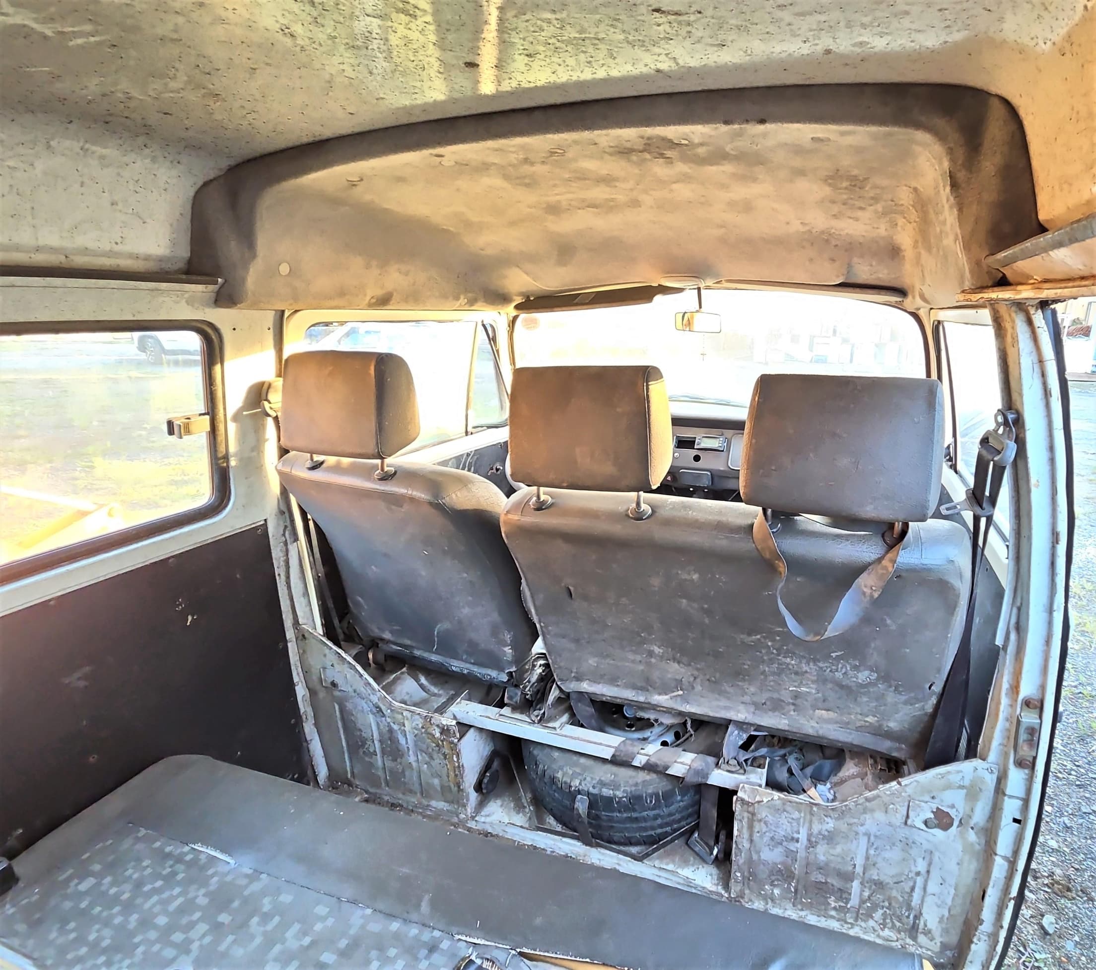 Volkswagen Kombi Escolar 2010 — foto 3