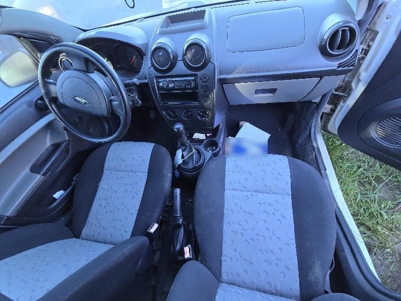 Ford Fiesta Flex 2008 — foto 9