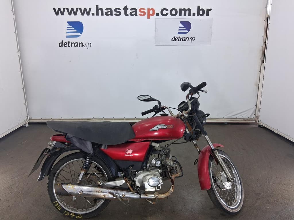 Dafra Super 100 2008, vermelha