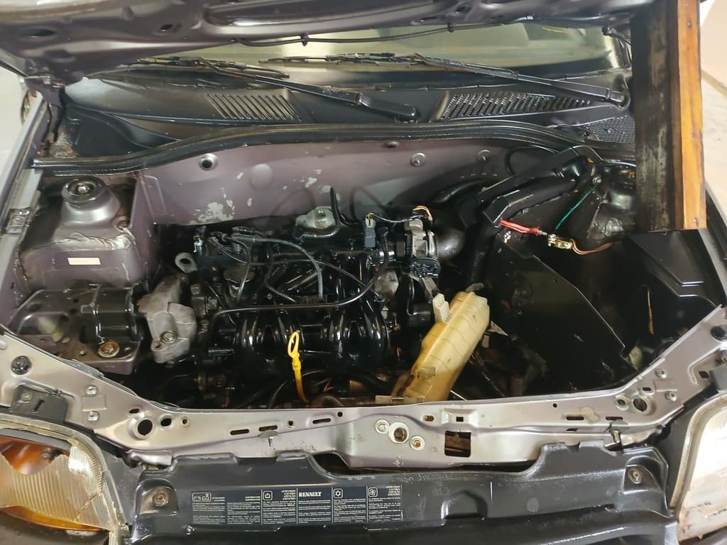Renault Clio RL 1.0 2000 — foto 2