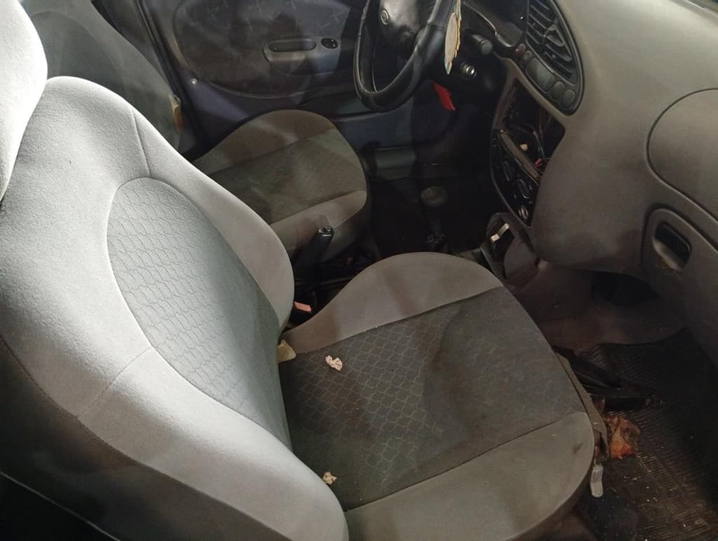 Ford Fiesta GL 2000 — foto 5