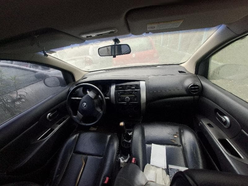 Nissan Livina 16S 2011 — foto 5