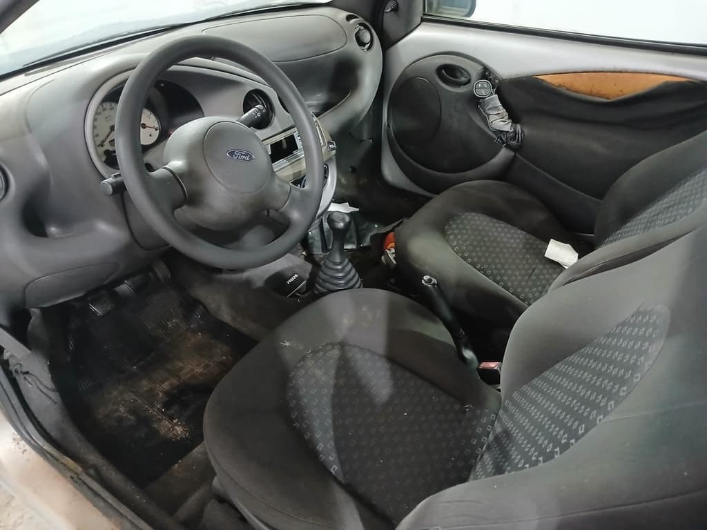 Ford KA GL 2007 — foto 4