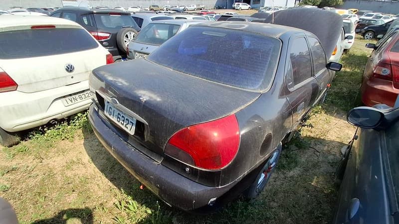 Ford Imp/ford Mondeo CLX FD 1997 — foto 3