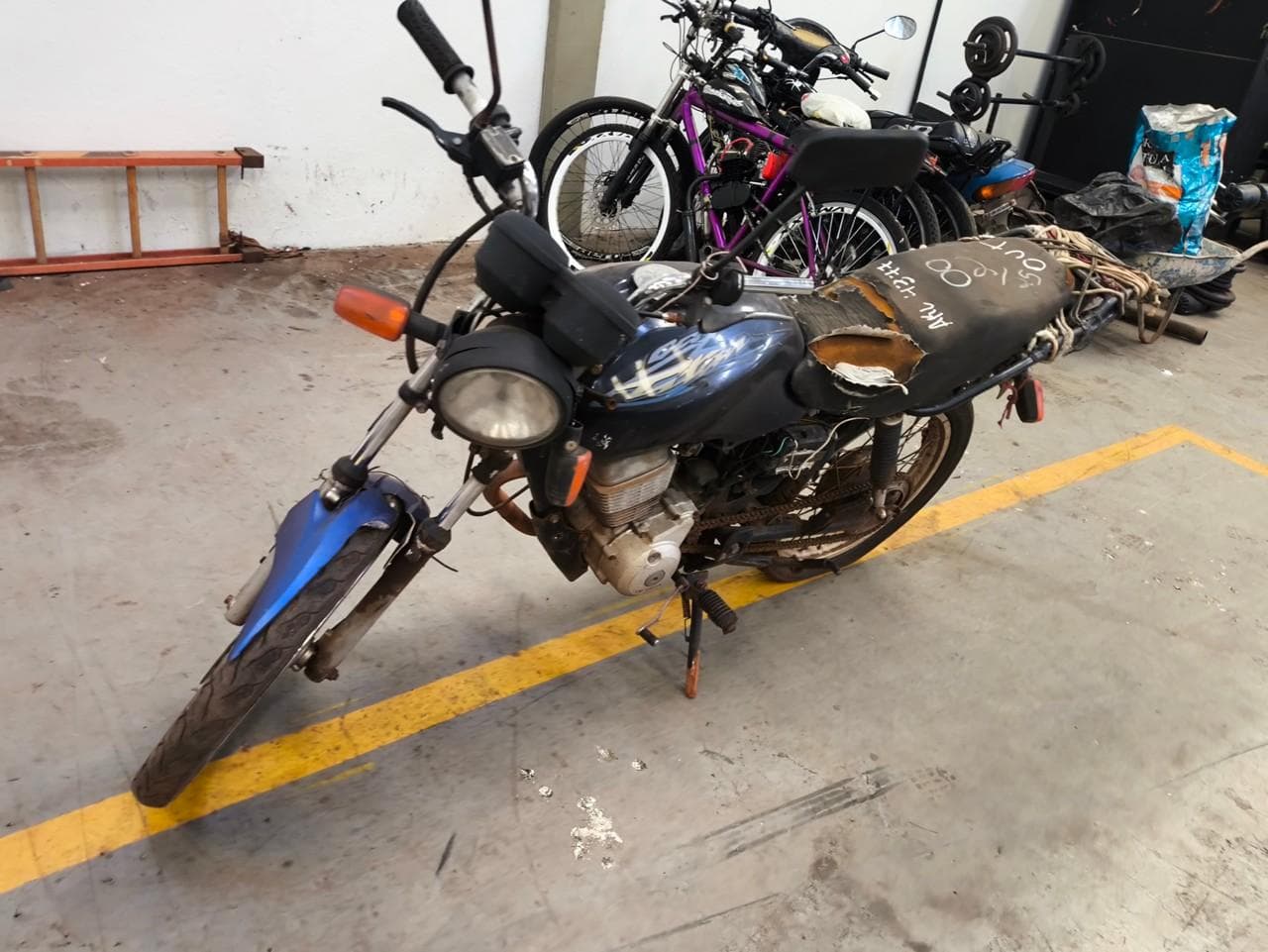 Honda CG 125 Titan Kse, 2002 — foto 1