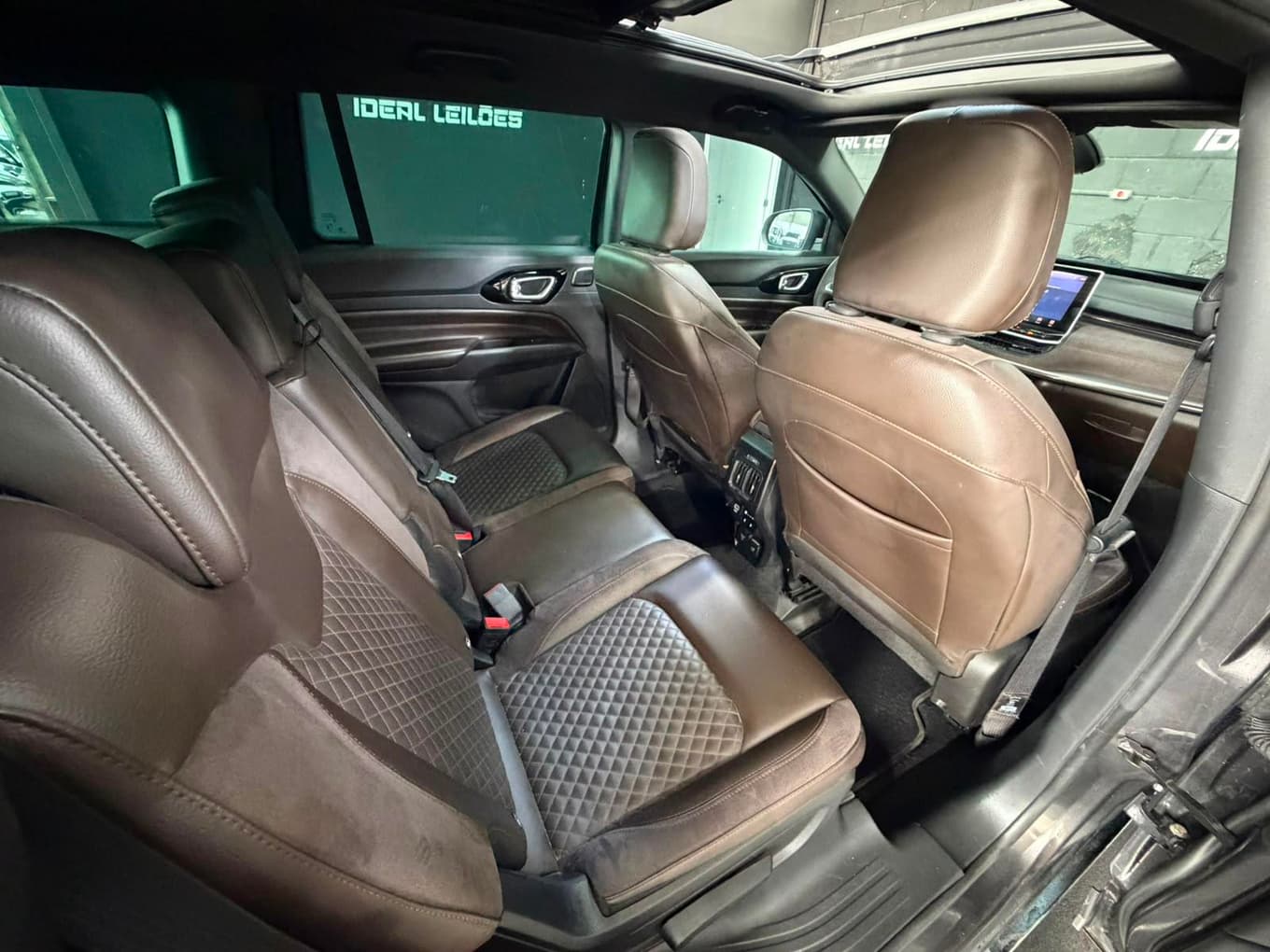 Jeep Commander 2022 — foto 9