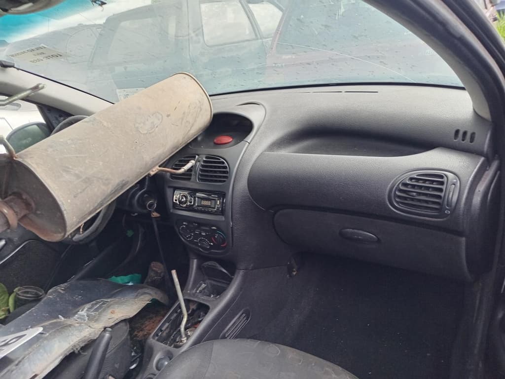 Peugeot 206 14 Presen FX 2006 — foto 7