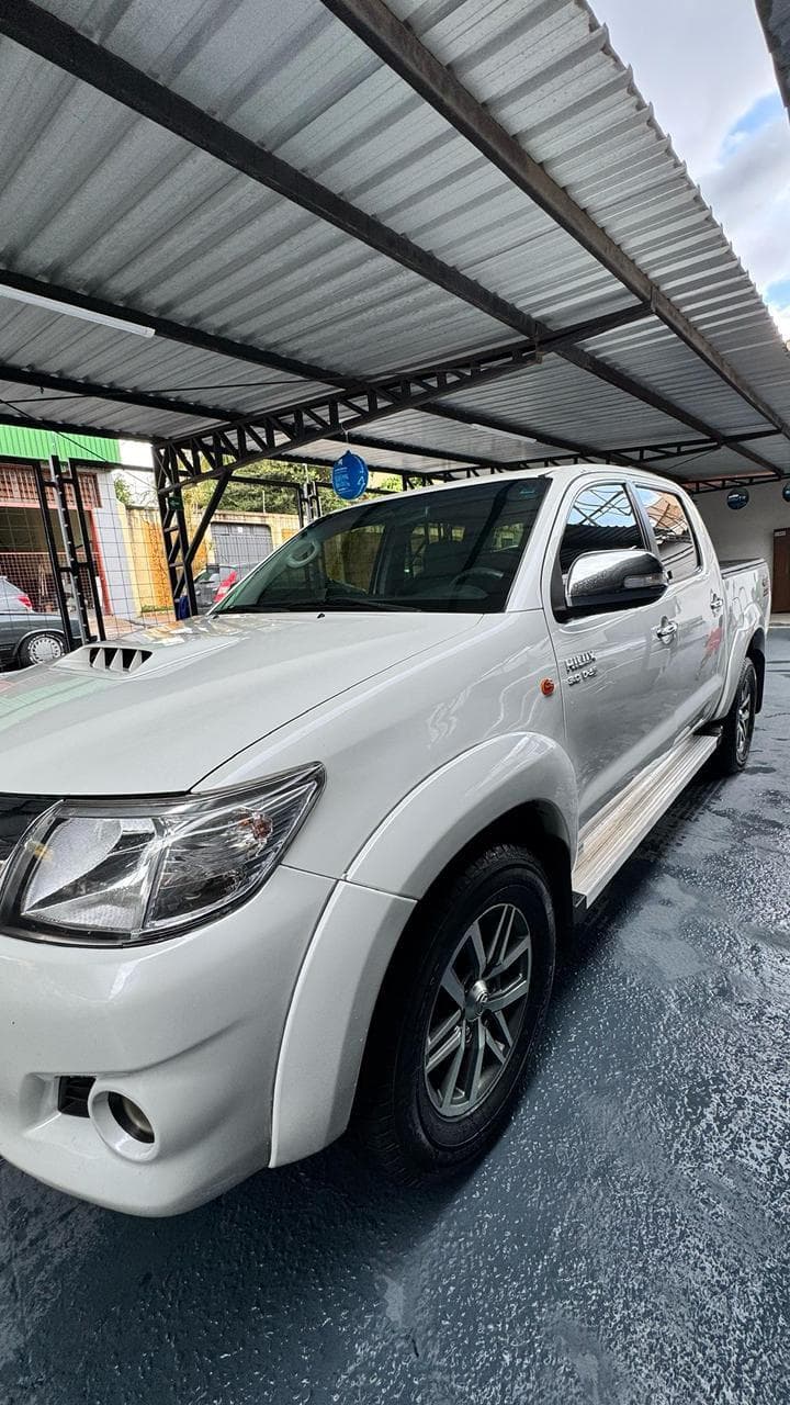 Toyota Hilux 2013 — foto 10