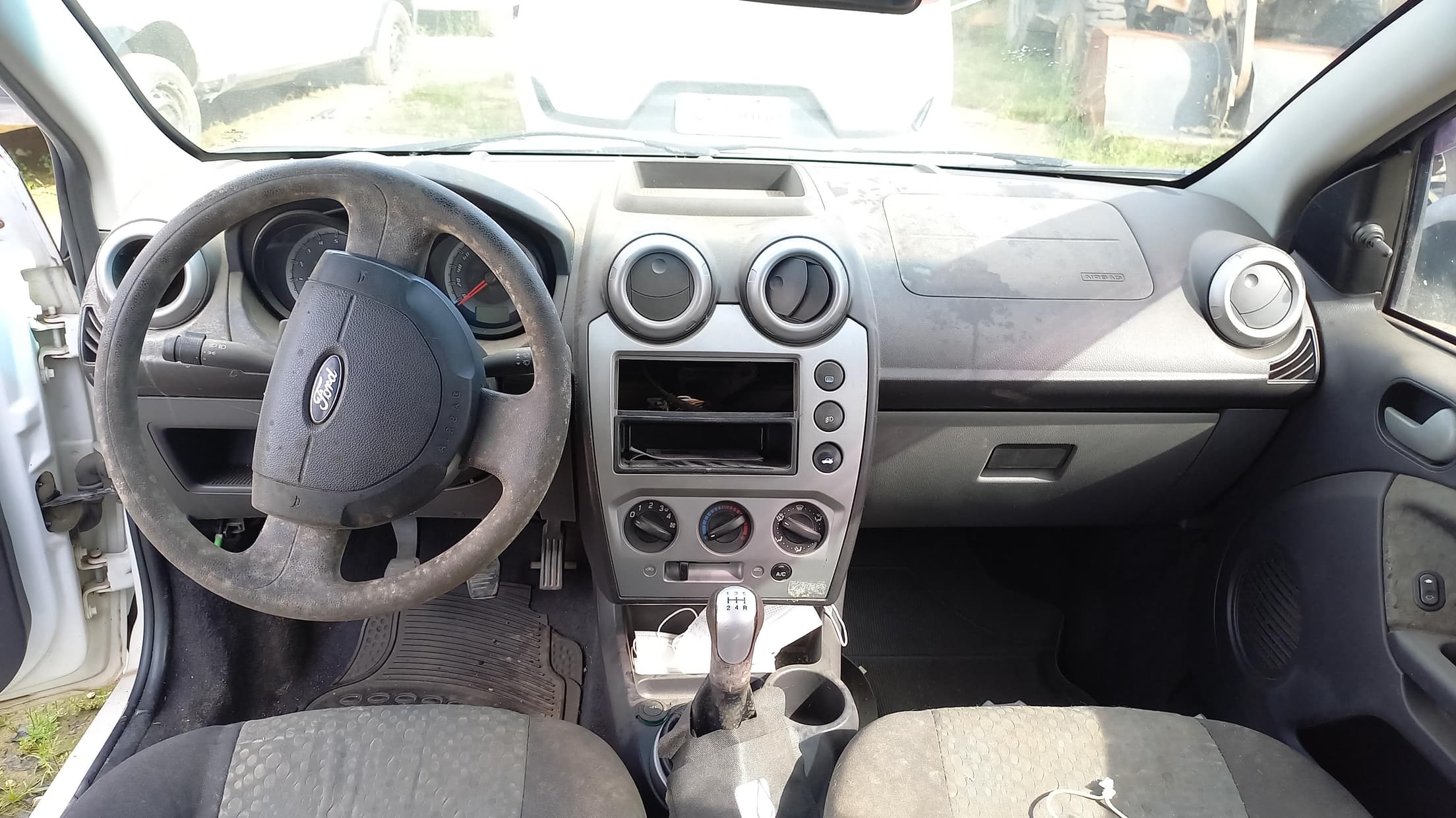 Ford Fiesta 1.6 Flex 2014 — foto 6