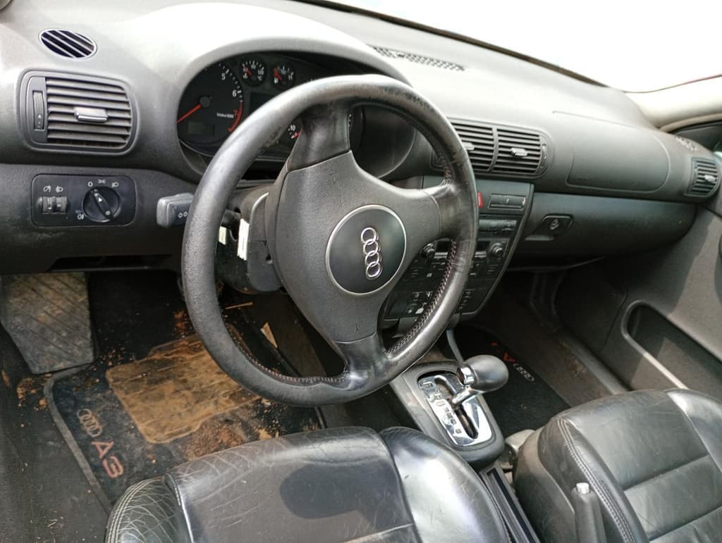 Audi A3 1.8t 2002 — foto 6