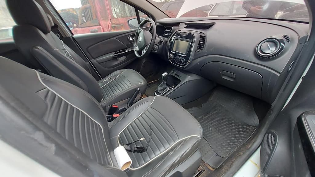 Renault Captur Inten 16A 2018 — foto 7