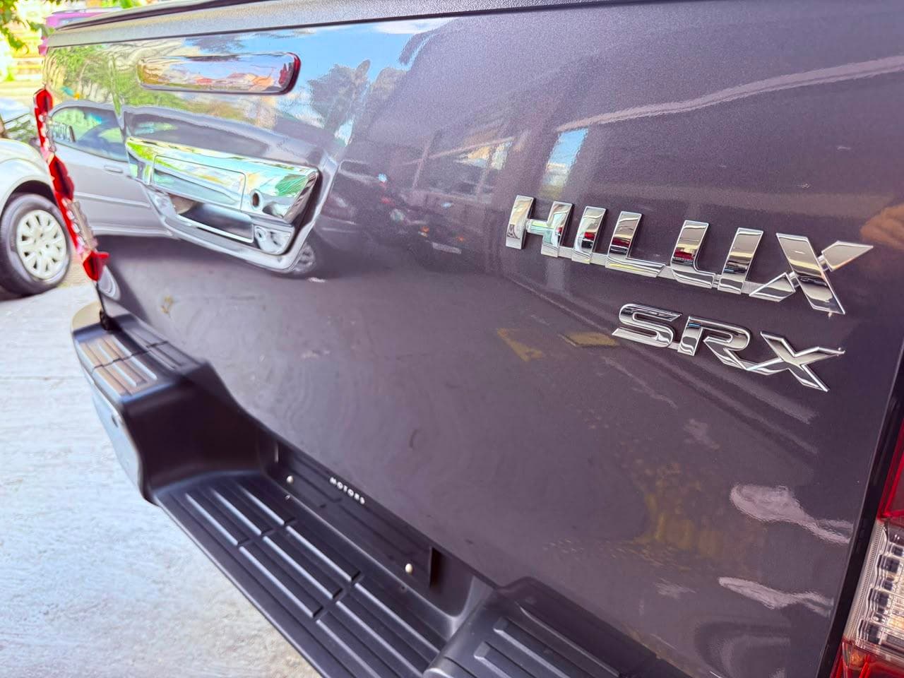 Toyota Hilux 2023 — foto 12